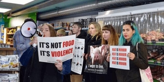 Protesters-Target-Self-Proclaimed-‘Ethical’-Supermarket-Chanting-‘Humane-Slaughter-Does-Not-Exist’