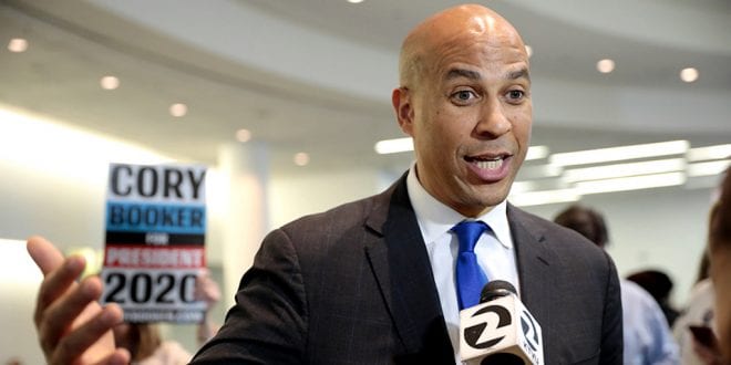 WATCH-Vegan-presidential-candidate-Cory-Booker-gives-passionate-speech-about-factory-farming