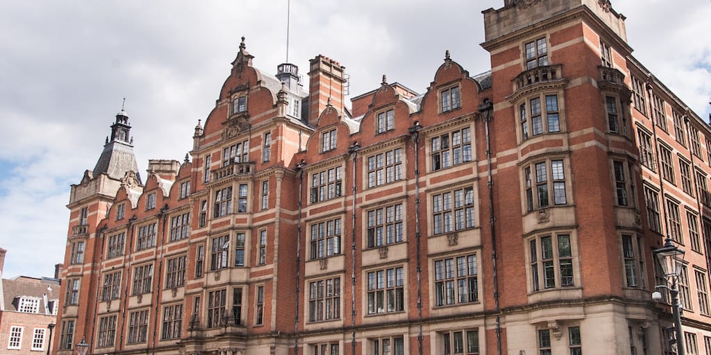 London School of Economics and Political Science (LSE): Top Ten Universities In The UK