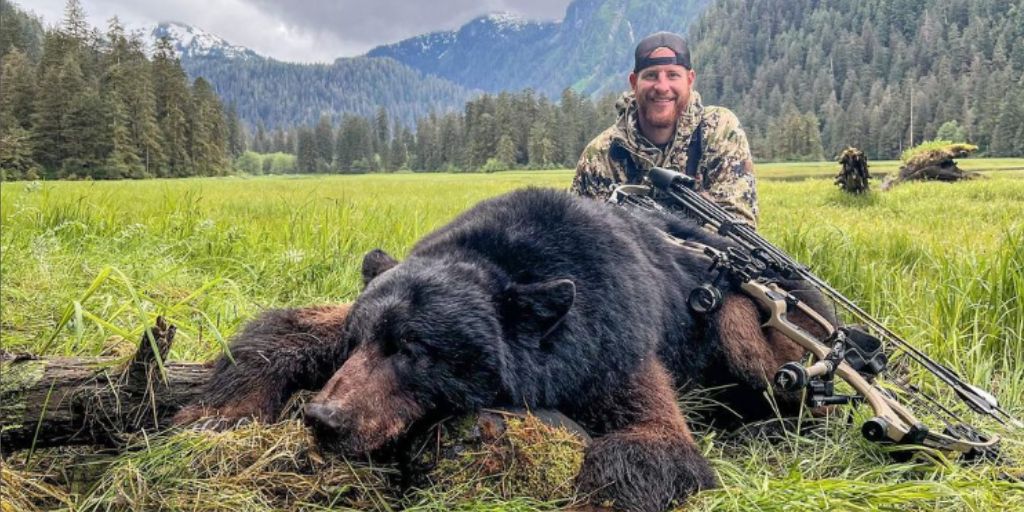 This is not a sport this is murder: NFL fans react after free agent Carson Wentz brags about black bear killing